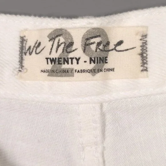 NWT FREE PEOPLE LOVING GOOD VIBRATIONS Denim Shorts Cutoff Distressed White 29